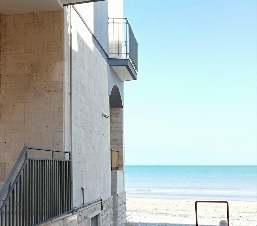 Blue Sea Apartment Torre Canne Exterior photo